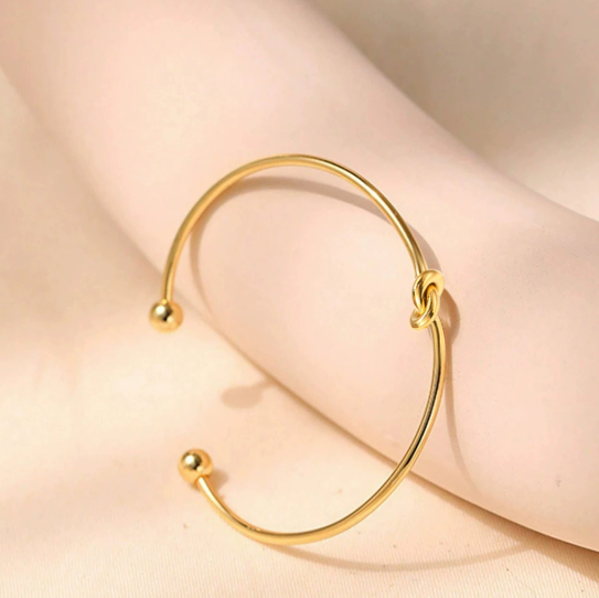 バングル レディース シンプル ノットデザイン ゴールドカラー フリーサイズ 上品 アクセサリー