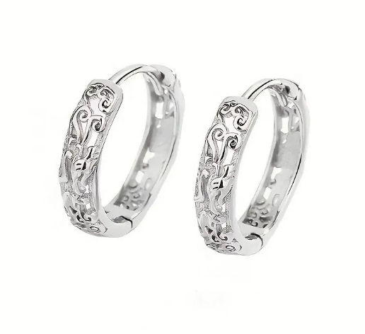 フープピアス レディース ジルコニア シンプル 上品 シルバーカラー 小ぶり アクセサリー